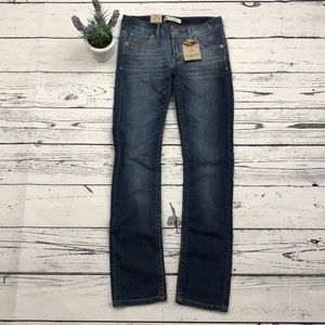 Levi’s 711 Skinny Jeans